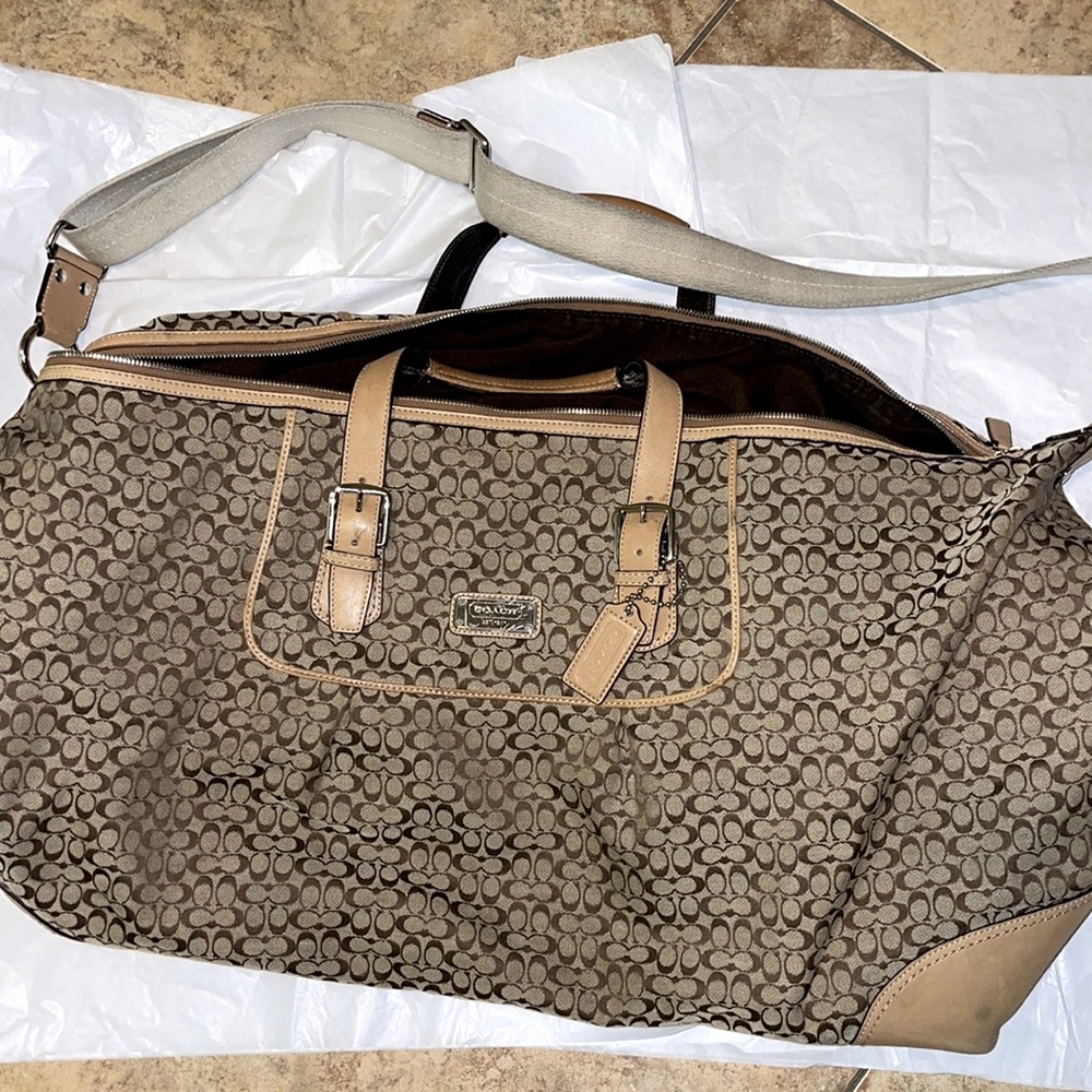 Classic Coach Signature Fabric with Leather Trim and Handles. Extra large bag